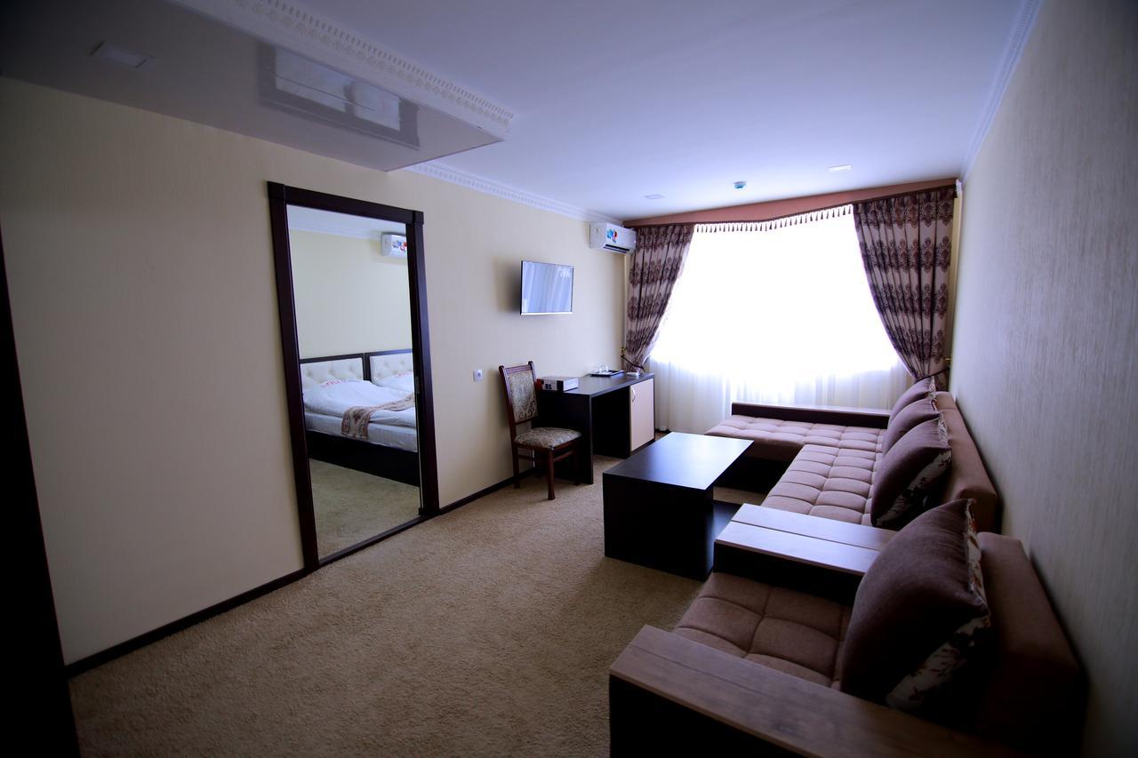 Art Palace Hotel Tashkent Exterior photo